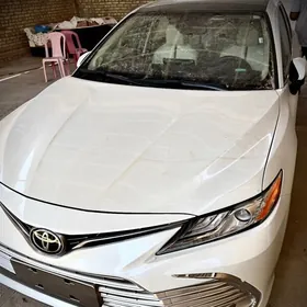 Toyota Camry 2023