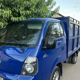Kia Bongo 2005