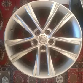Lexus diska 18lik