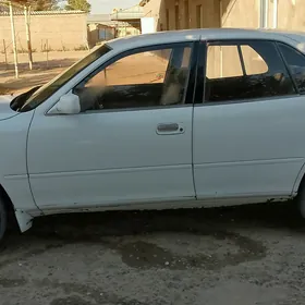 Toyota Camry 1990