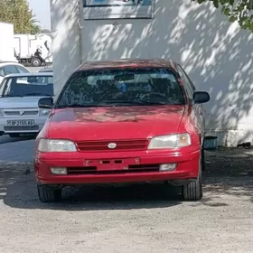 Toyota Carina 1995