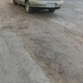 Toyota Carina 1992