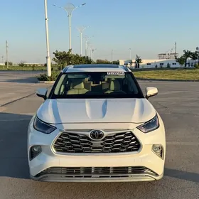 Toyota Highlander 2020