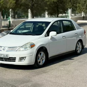 Nissan Versa 2010