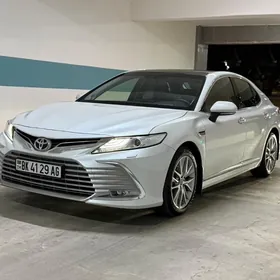 Toyota Camry 2024