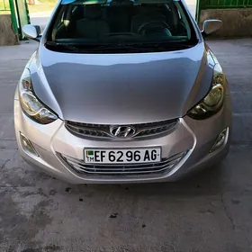 Hyundai Elantra 2011