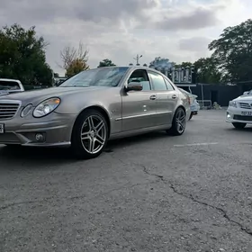 Mercedes-Benz E350 2004