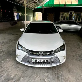 Toyota Camry 2016