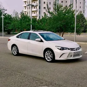 Toyota Camry 2016