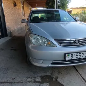 Toyota Camry 2005