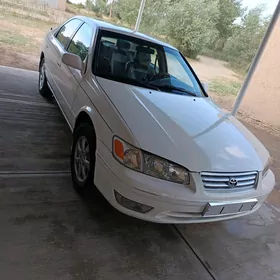 Toyota Camry 2000