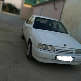Opel Vectra 1990