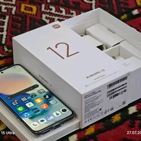 Xiaomi 12 8/256 Gb