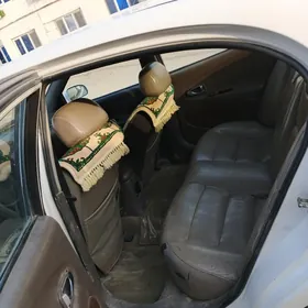 Daewoo Leganza 1998