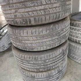 205/55 R 16 Nexen