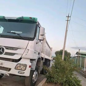 Mercedes-Benz ACTROS 3331 2009