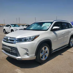 Toyota Highlander 2018