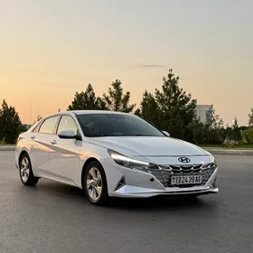 Hyundai Elantra 2020