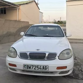 Daewoo Leganza 1998