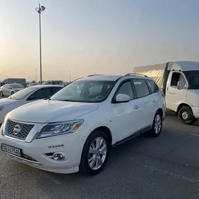Nissan Pathfinder 2016