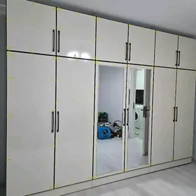  MEBEL  GARNATUR 