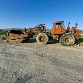 MTZ 82 2000