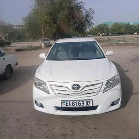 Toyota Camry 2011