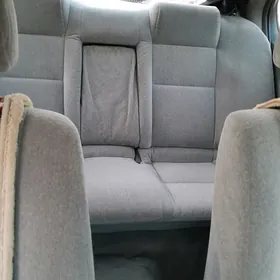 Nissan Maxima 1996