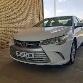 Toyota Camry 2016