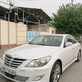 Hyundai Genesis 2012