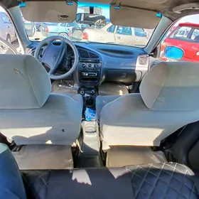 Daewoo Lanos 1999
