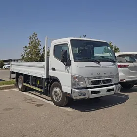 Mitsubishi Canter 2025
