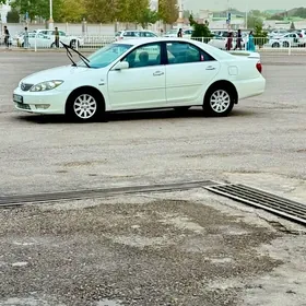 Toyota Camry 2004