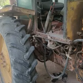 MTZ T-28 1990