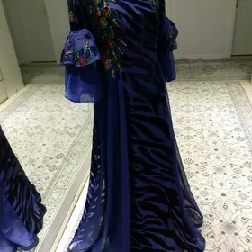 Ýylan gülli gök pombah