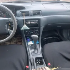 Toyota Camry 1998