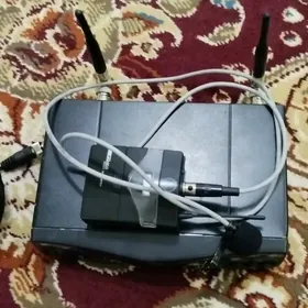 Mikrafon AKG 450 Pitlicka