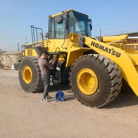 Komatsu WA470-8 2014