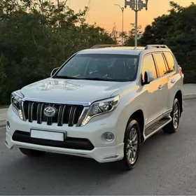 Toyota Land Cruiser Prado 2015