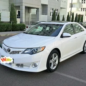 Toyota Camry 2013