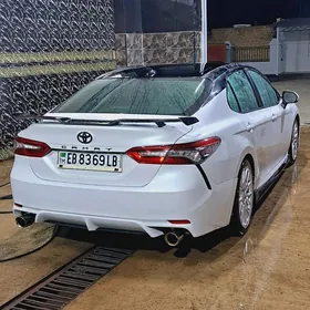 Toyota Camry 2020