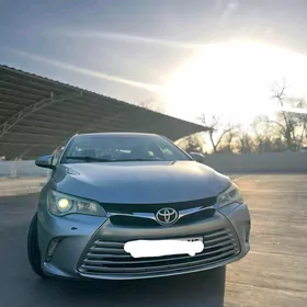 Toyota Camry 2016