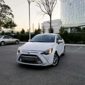 Toyota Yaris 2017