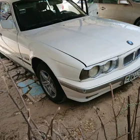 BMW 525 1990