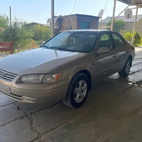 Toyota Camry 1997