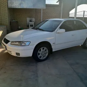 Toyota Camry 1998