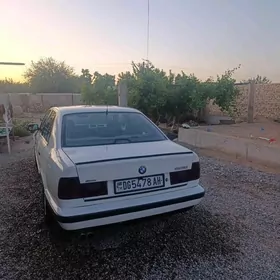 BMW 525 1993