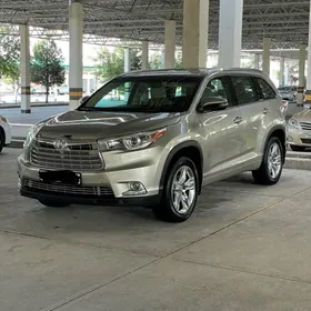 Toyota Highlander 2016