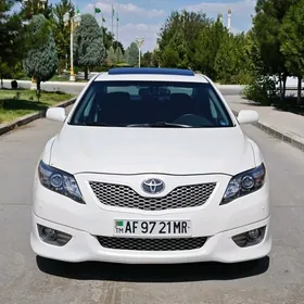 Toyota Camry 2011