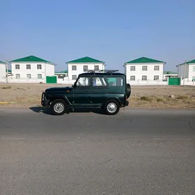 UAZ 469 2005